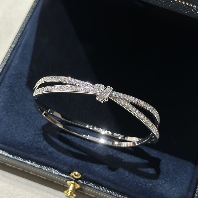 CHAUMET